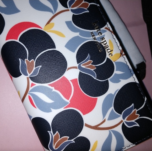 Kate Spade Cameron Breezy Floral - Picture 3 of 6